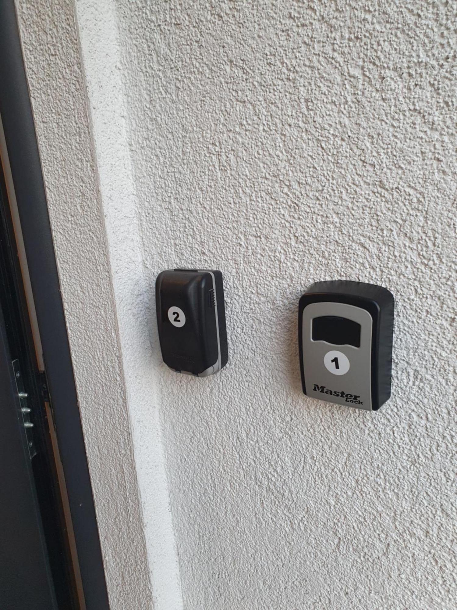 קלן Zwei Schicke Apartments Mit Parkplatz מראה חיצוני תמונה