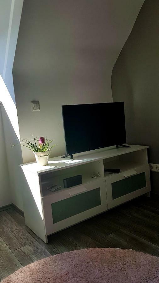 קלן Zwei Schicke Apartments Mit Parkplatz מראה חיצוני תמונה
