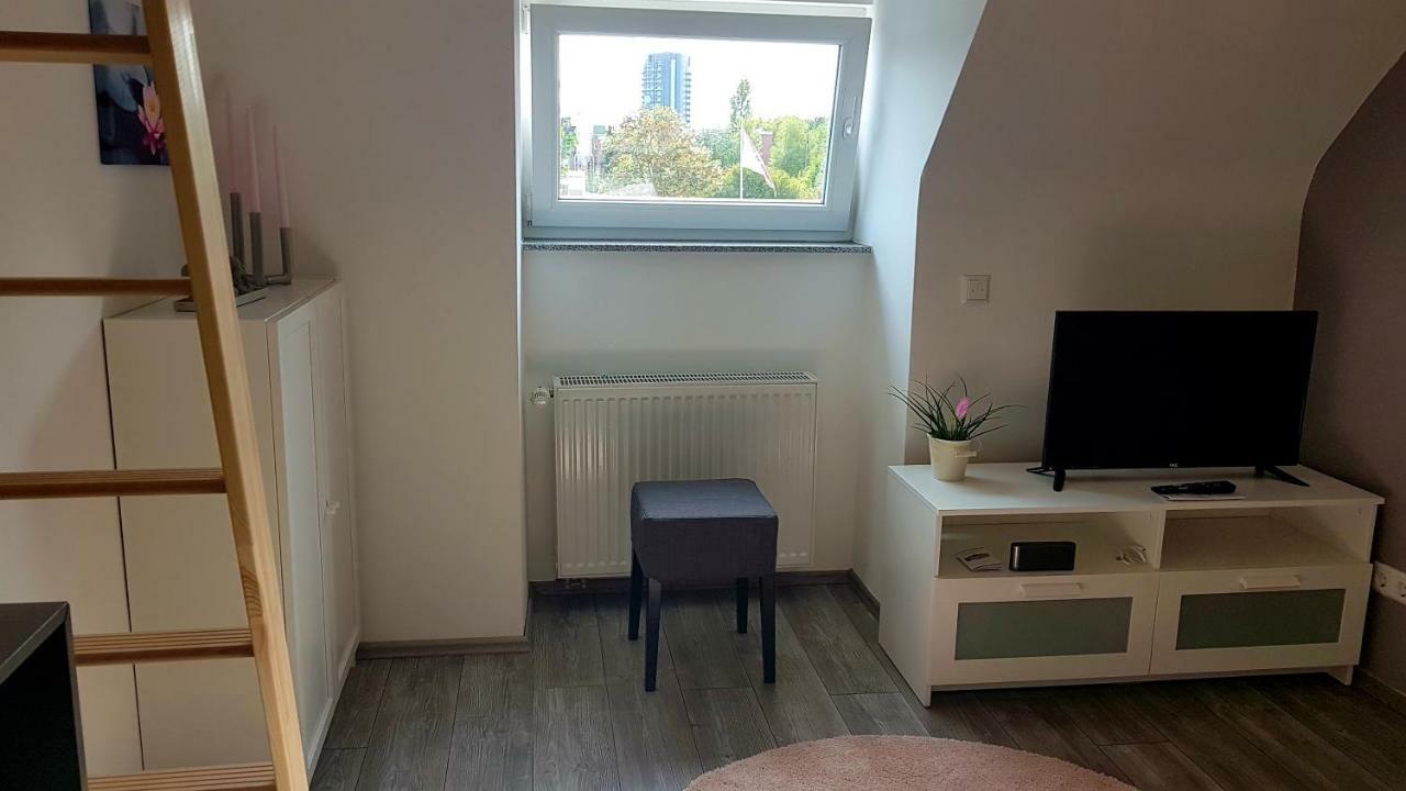 קלן Zwei Schicke Apartments Mit Parkplatz מראה חיצוני תמונה