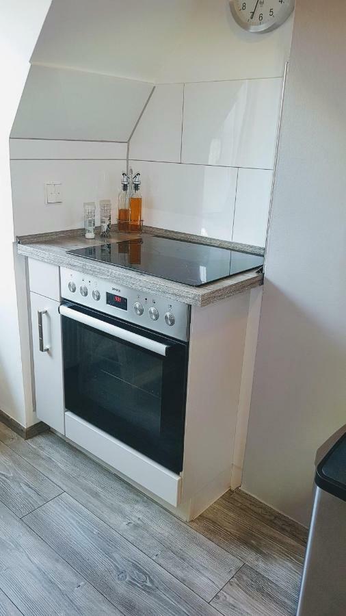 קלן Zwei Schicke Apartments Mit Parkplatz מראה חיצוני תמונה