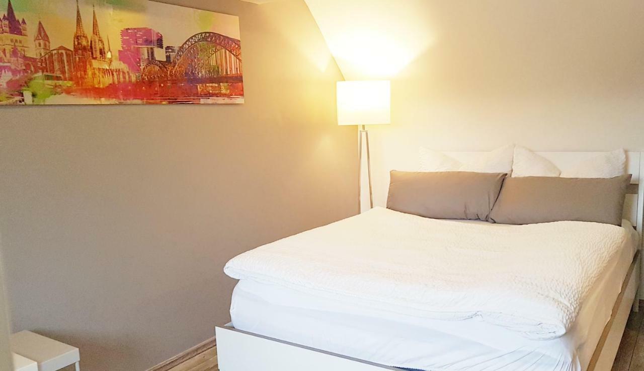 קלן Zwei Schicke Apartments Mit Parkplatz מראה חיצוני תמונה