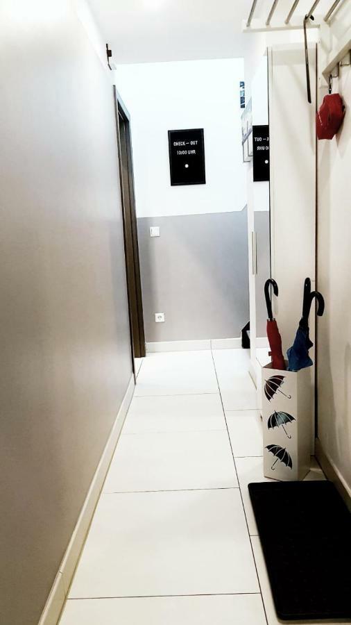 קלן Zwei Schicke Apartments Mit Parkplatz מראה חיצוני תמונה